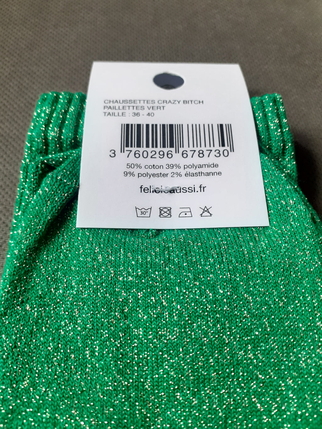 Félicie Aussi chaussettes à paillettes Crazy Bitch verte 36/40 composition