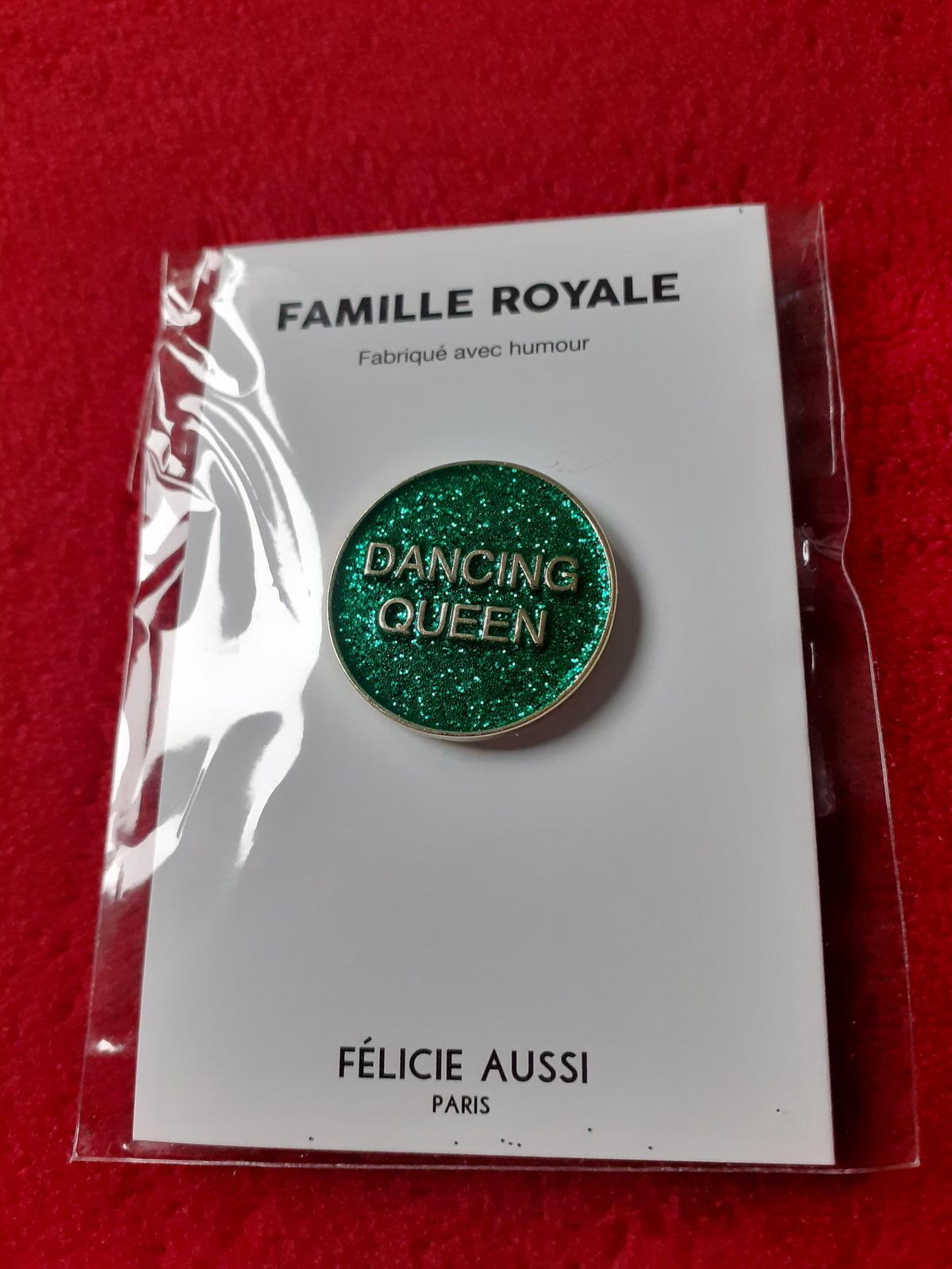 Félicie Aussi - Pin’s à paillettes - DANCING QUEEN - rond vert