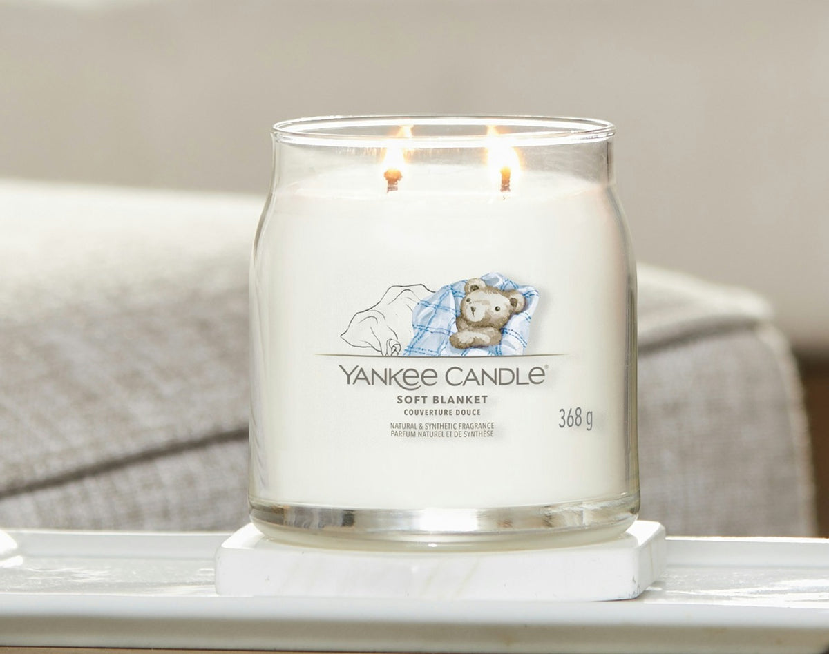 Yankee Candle Soft Blanket 368gr - Medium Signature à 2 mèches