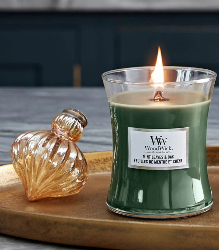 Woodwick Feuilles de Menthe & Chêne Moyenne